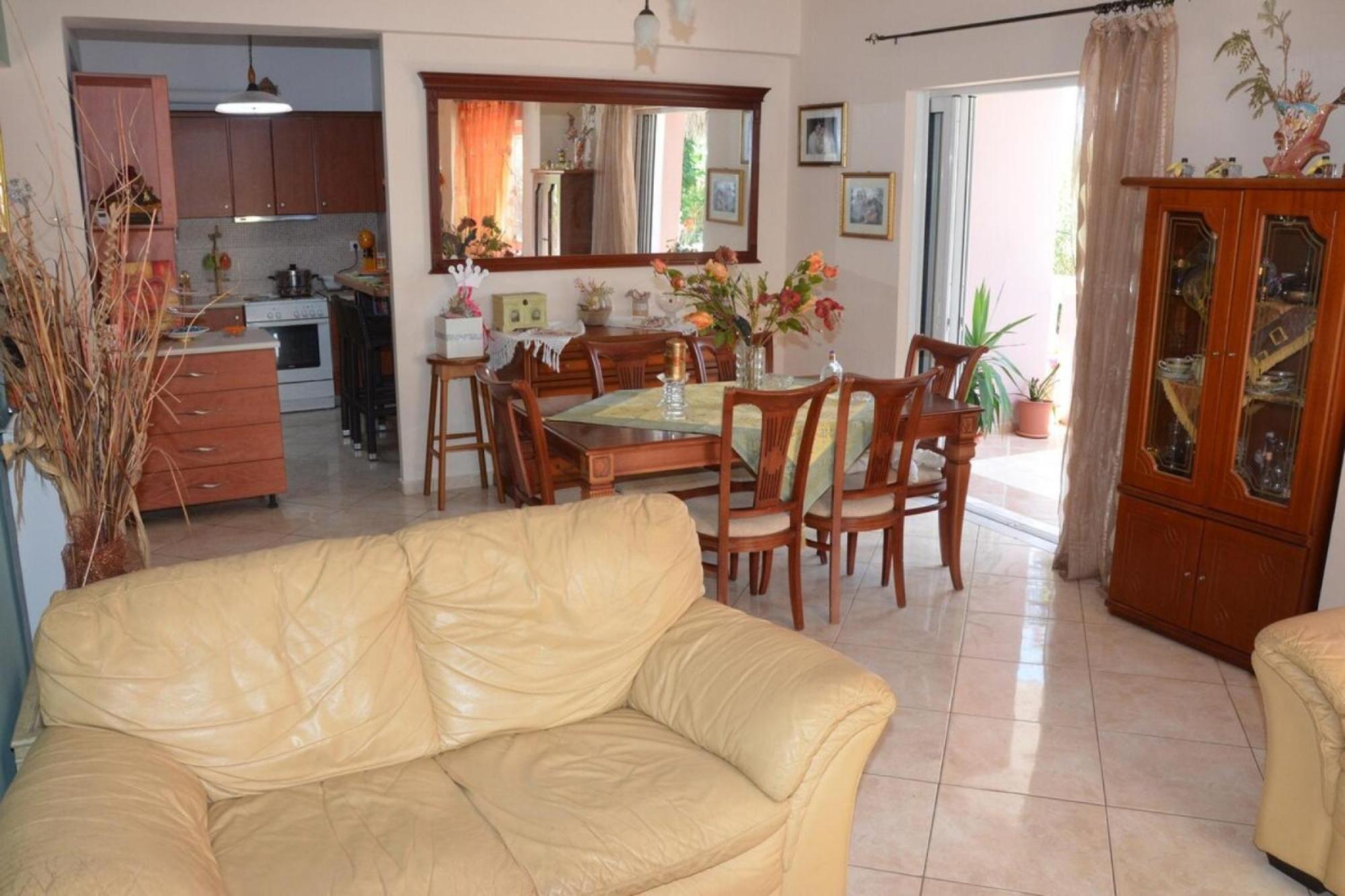 Kostaspant Apartment Gerani  Екстериор снимка