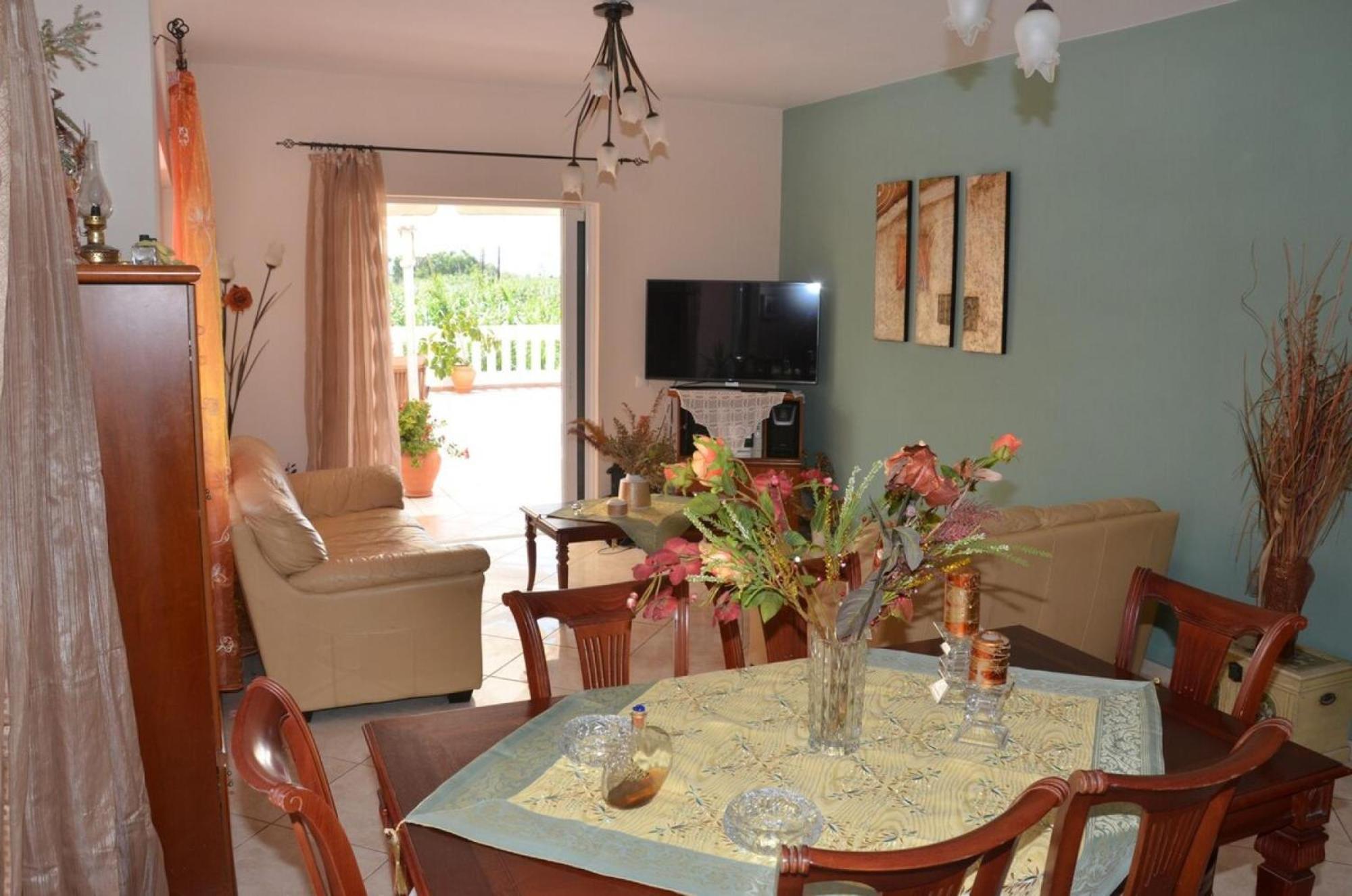 Kostaspant Apartment Gerani  Екстериор снимка