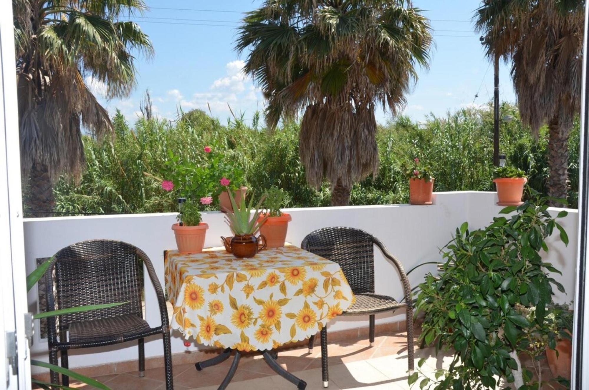 Kostaspant Apartment Gerani  Екстериор снимка