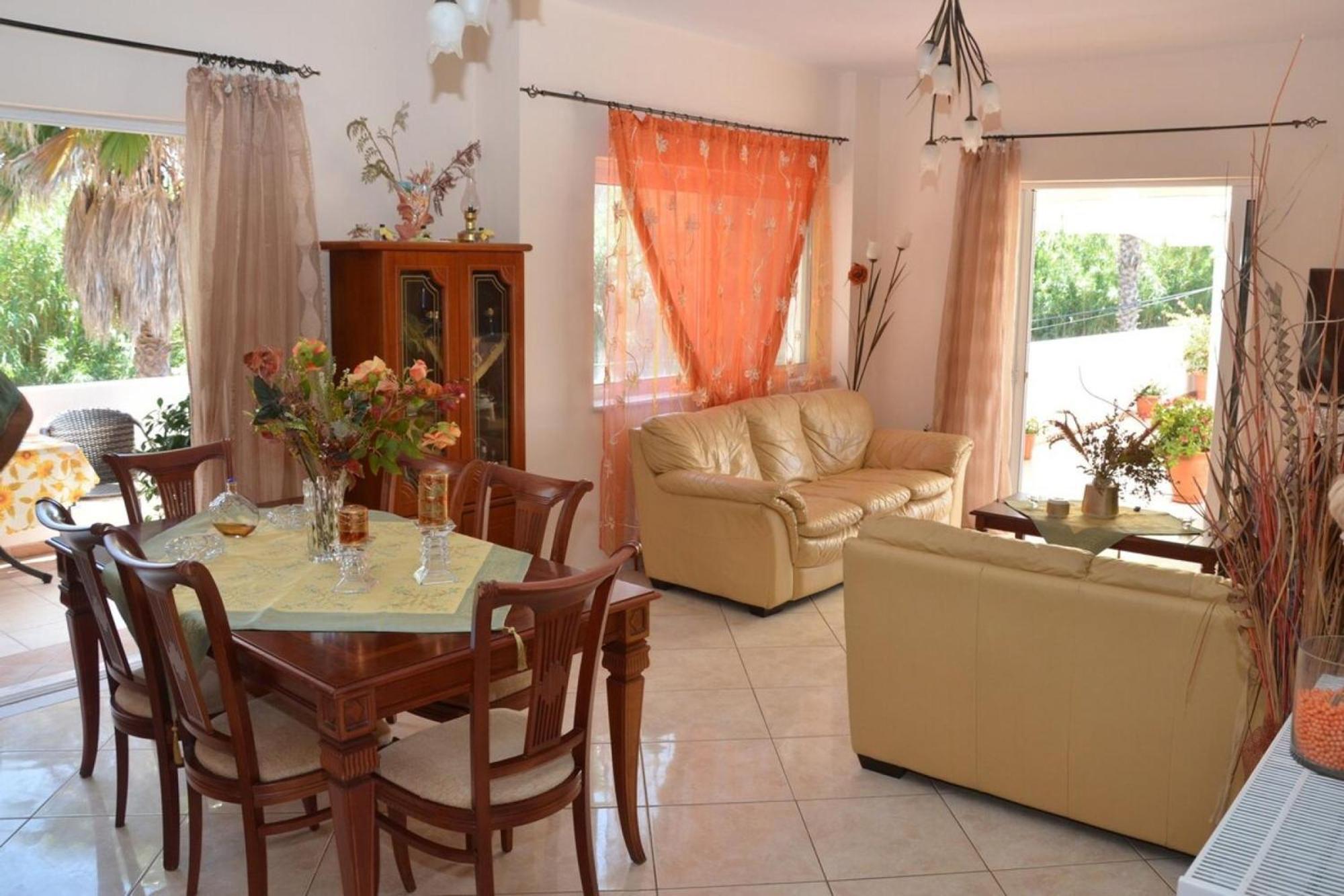 Kostaspant Apartment Gerani  Екстериор снимка